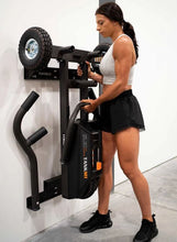 Laden Sie das Bild in den Galerie-Viewer, Torque M1 Wall-Mounted Hanger
